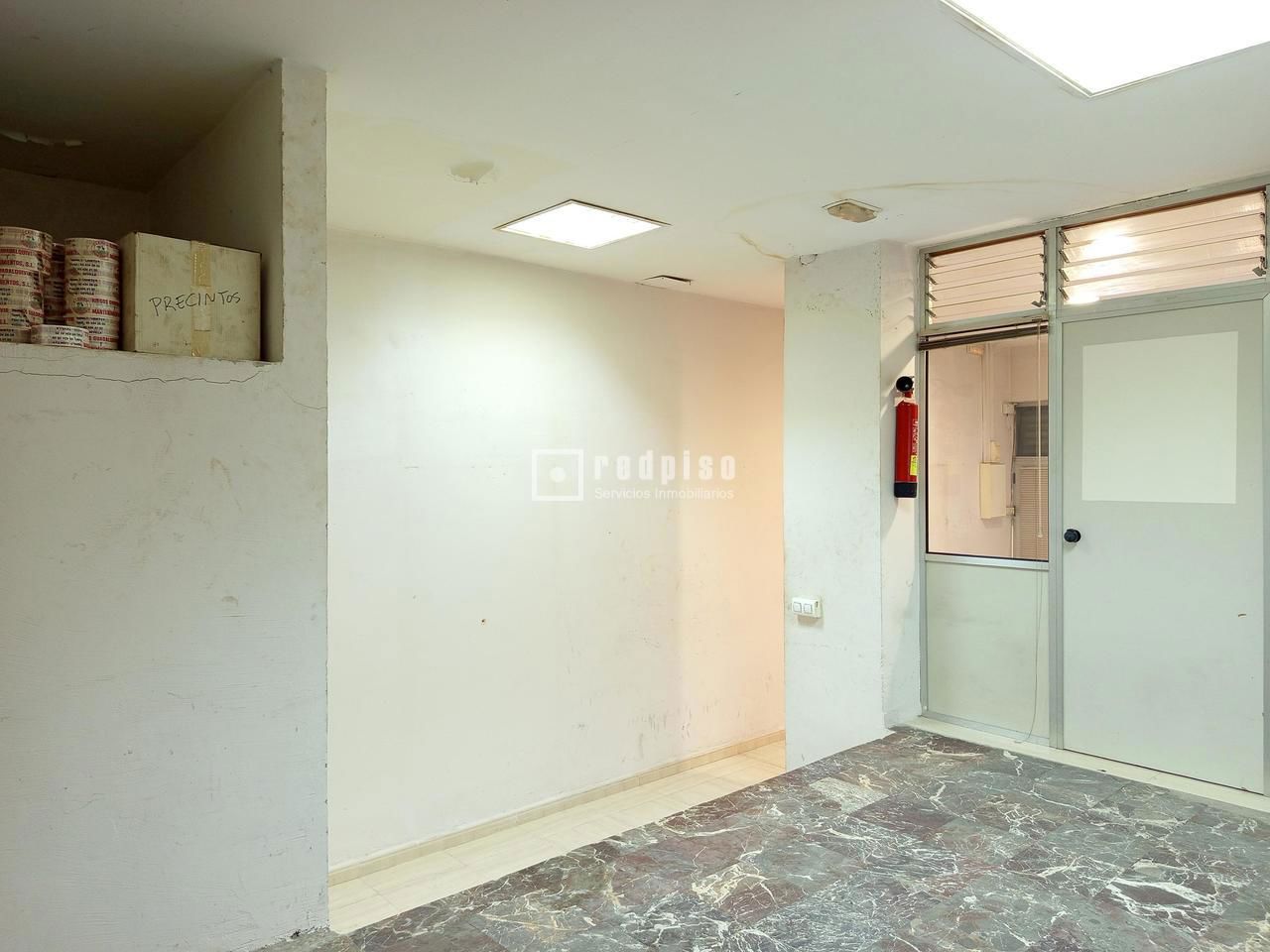 Local en venta en  calle Tejares, Casco Antiguo, Sevilla  10/18