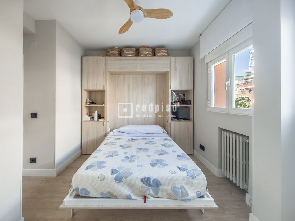 Piso en venta en calle Del Comandante Benítez, Madrid, Madrid 26/31