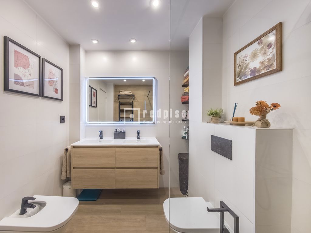 Piso en venta en calle Del Comandante Benítez, Madrid, Madrid 18/31