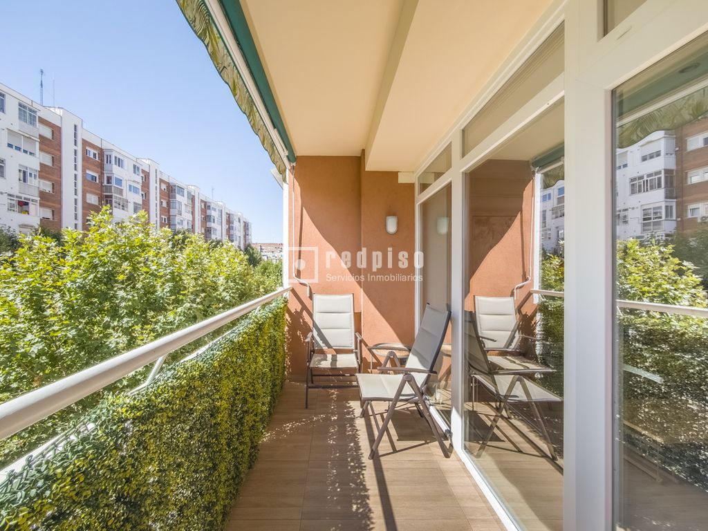 Piso en venta en calle Del Comandante Benítez, Madrid, Madrid 5/31