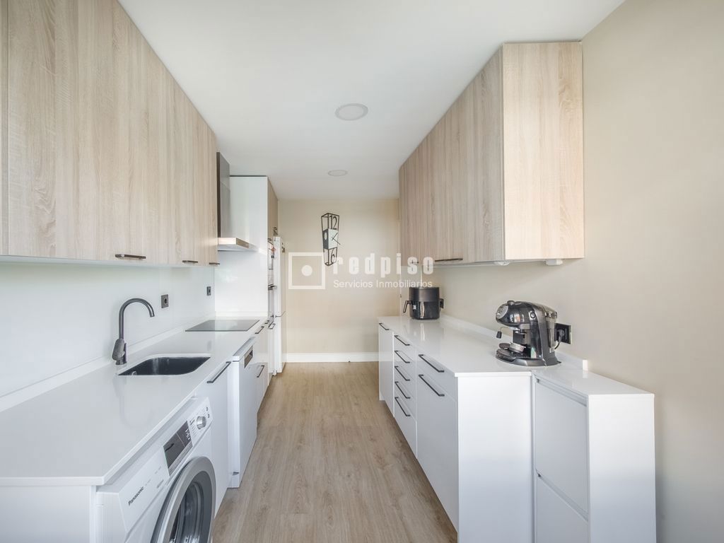 Piso en venta en calle Del Comandante Benítez, Madrid, Madrid 14/31