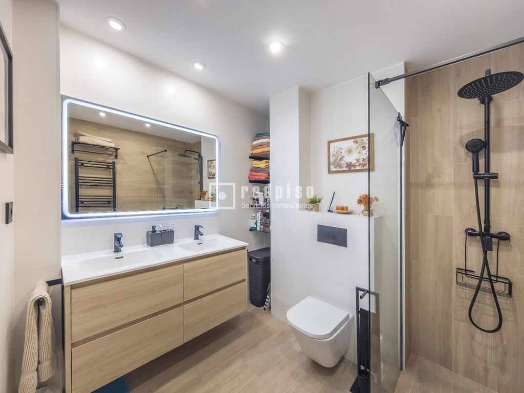 Piso en venta en calle Del Comandante Benítez, Madrid, Madrid 15/31