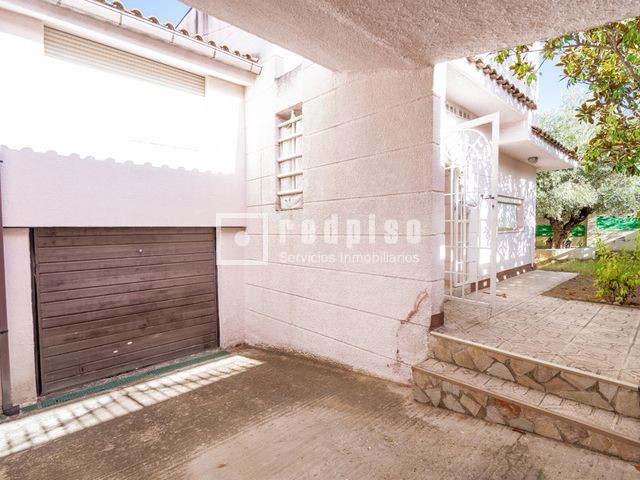 Casa en venta en Arroyomolinos, Madrid 42/42