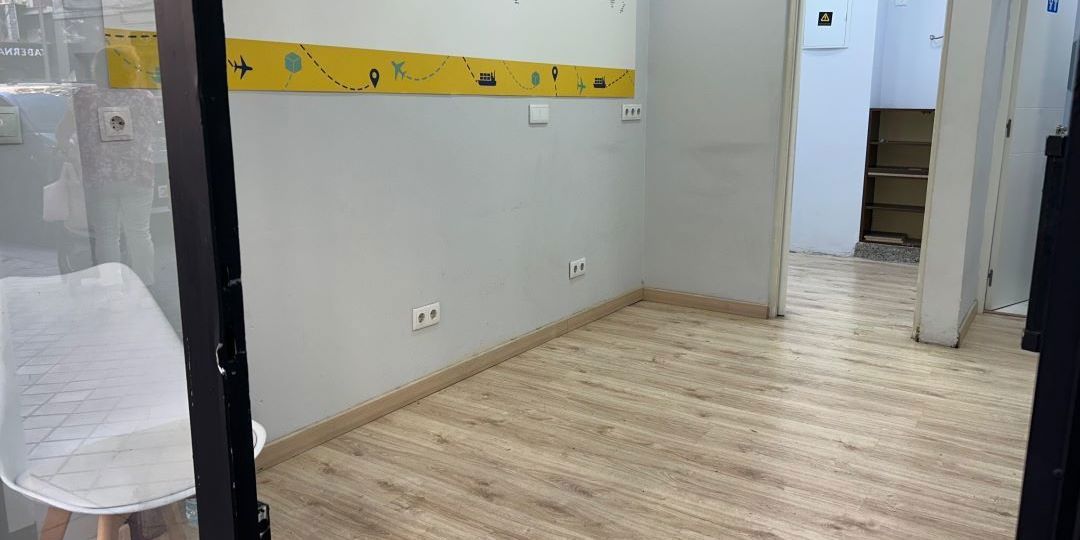 Local en alquiler en  calle de Alcalá, Madrid  1/1