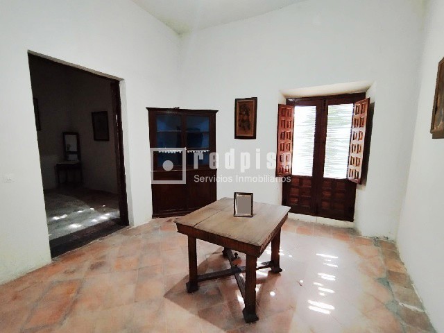 Casa en venta en  Yebra, Guadalajara  42/56