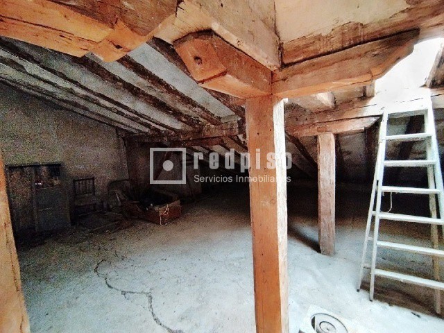 Casa en venta en  Yebra, Guadalajara  50/56