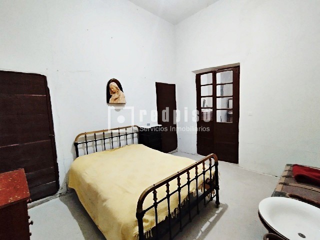 Casa en venta en  Yebra, Guadalajara  32/56