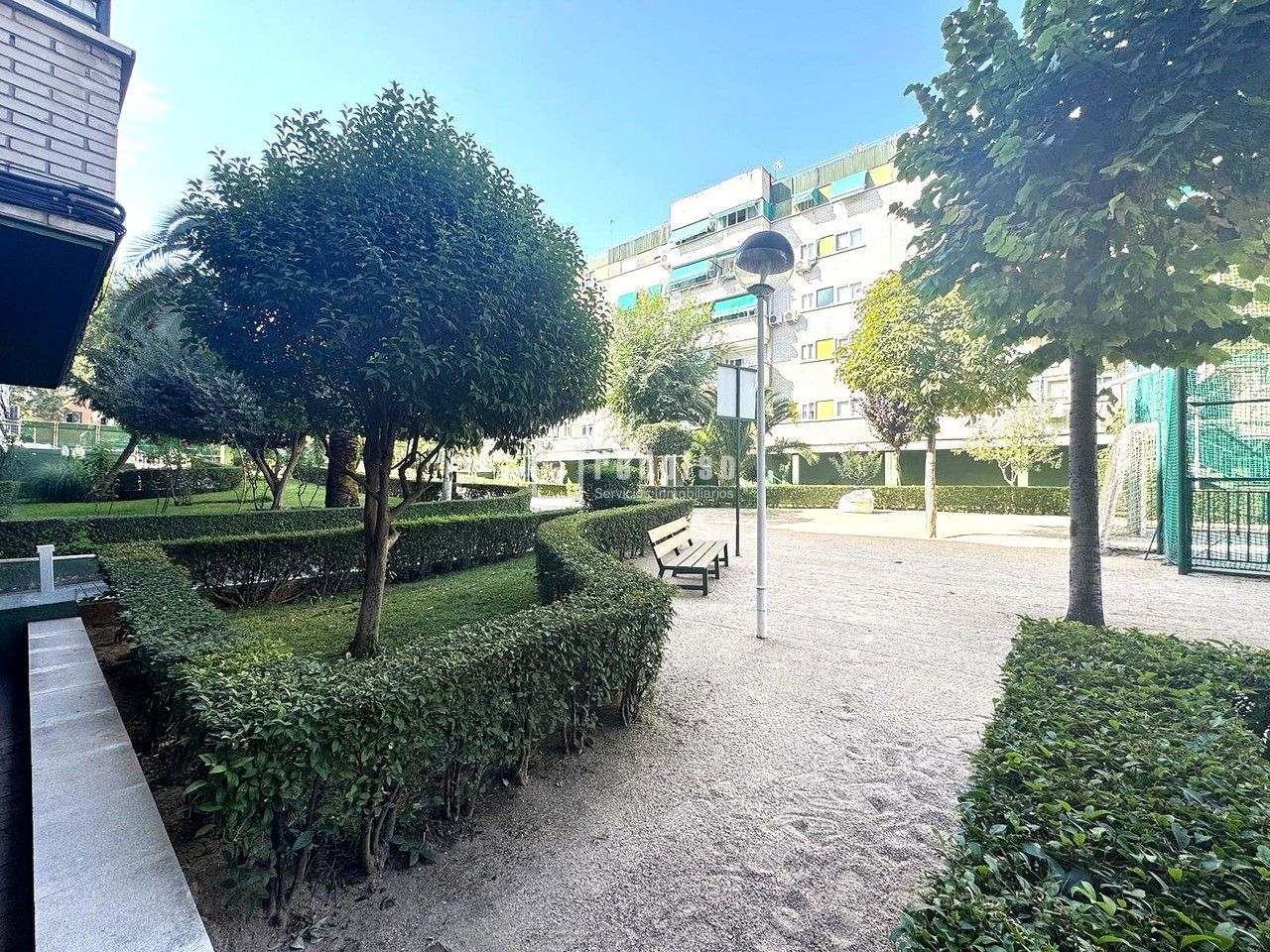 Piso en venta en  calle de Zamora, Coslada, Madrid  2/28