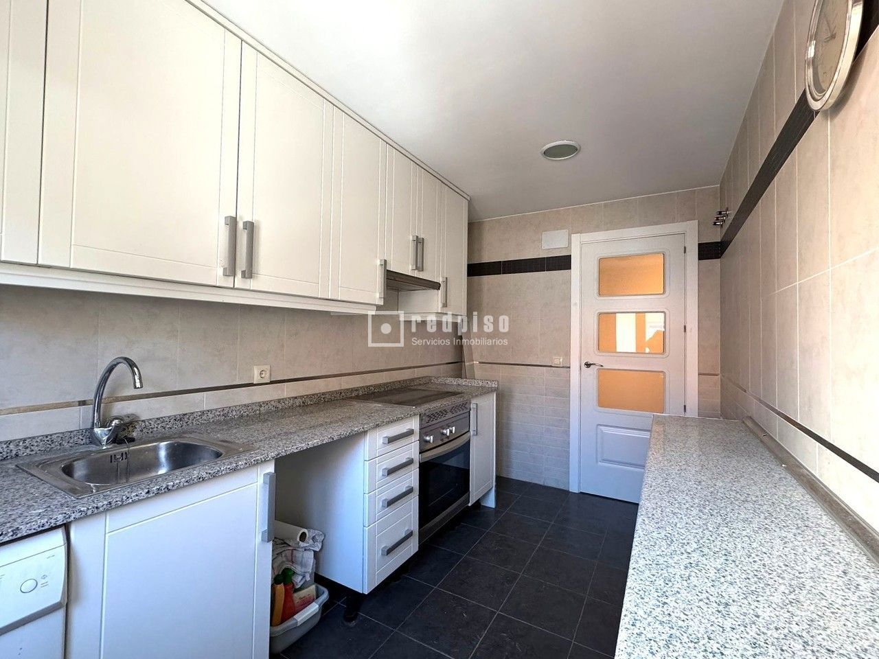 Piso en venta en  calle del Olivar, Coslada, Madrid  18/22