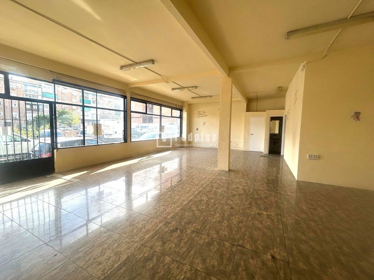 Local en venta en calle Miralsol, Coslada, Madrid 4/7