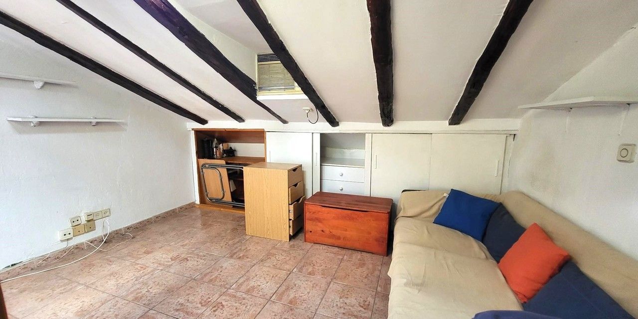 Piso en venta en  calle de Ramón Serrano, Madrid  1/1