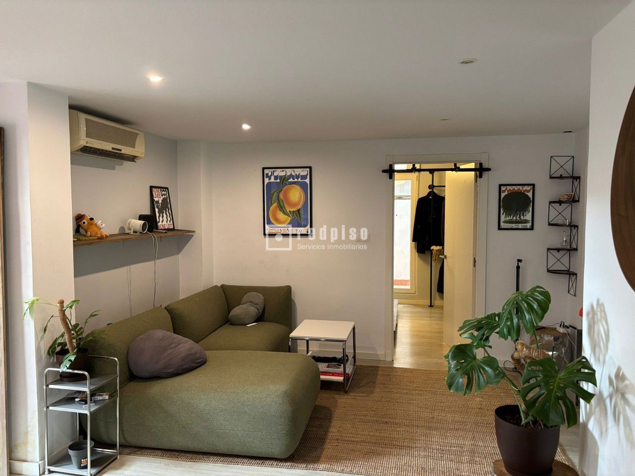 Piso en alquiler en  Rascanya, Valencia  8/18