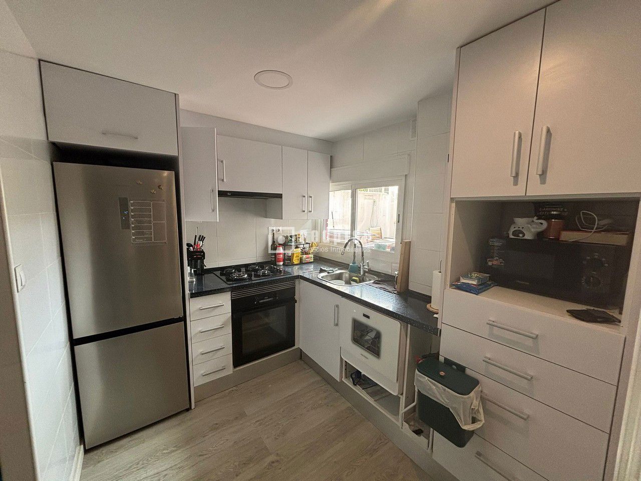 Piso en alquiler en  Rascanya, Valencia  10/18