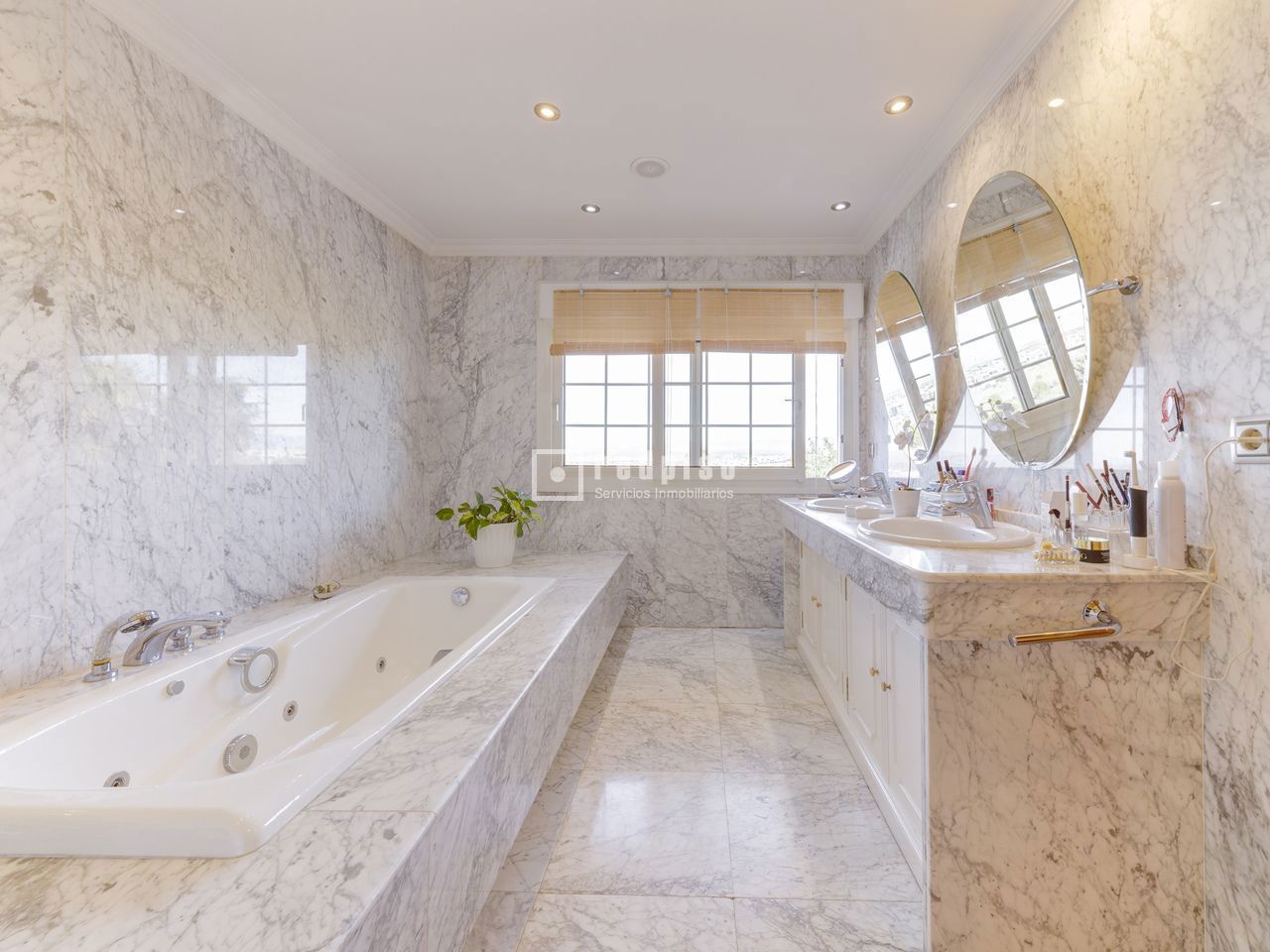 Casa en venta en Boadilla Del Monte, Madrid 58/96