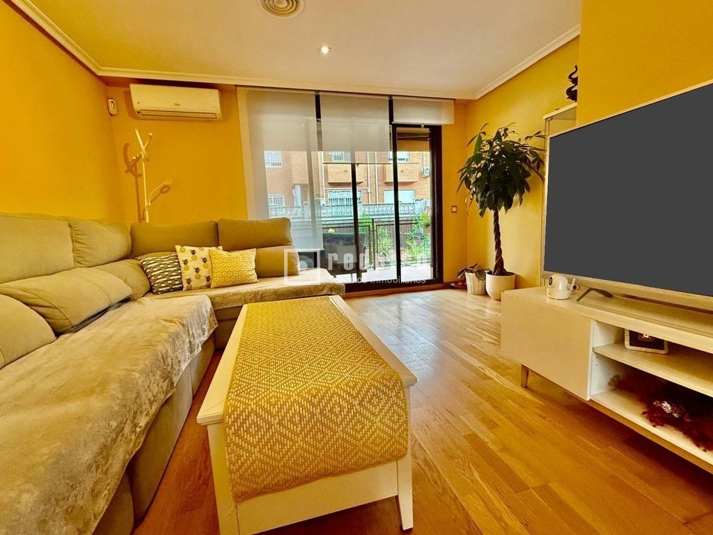 Casa en venta en  Getafe, Madrid  3/15