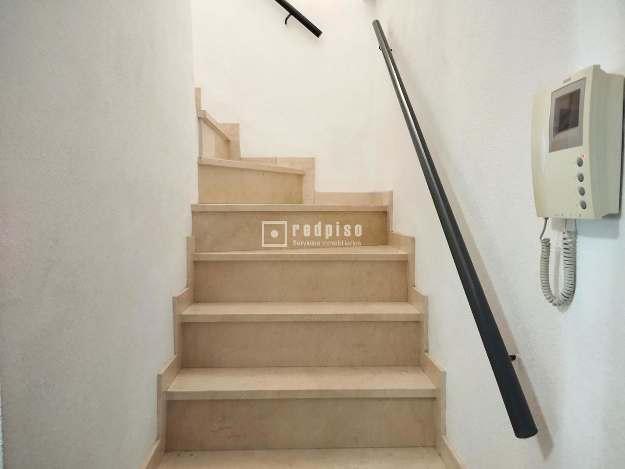 Piso en alquiler en avenida De La Ronda De Triana, Casco Antiguo, Sevilla 19/28