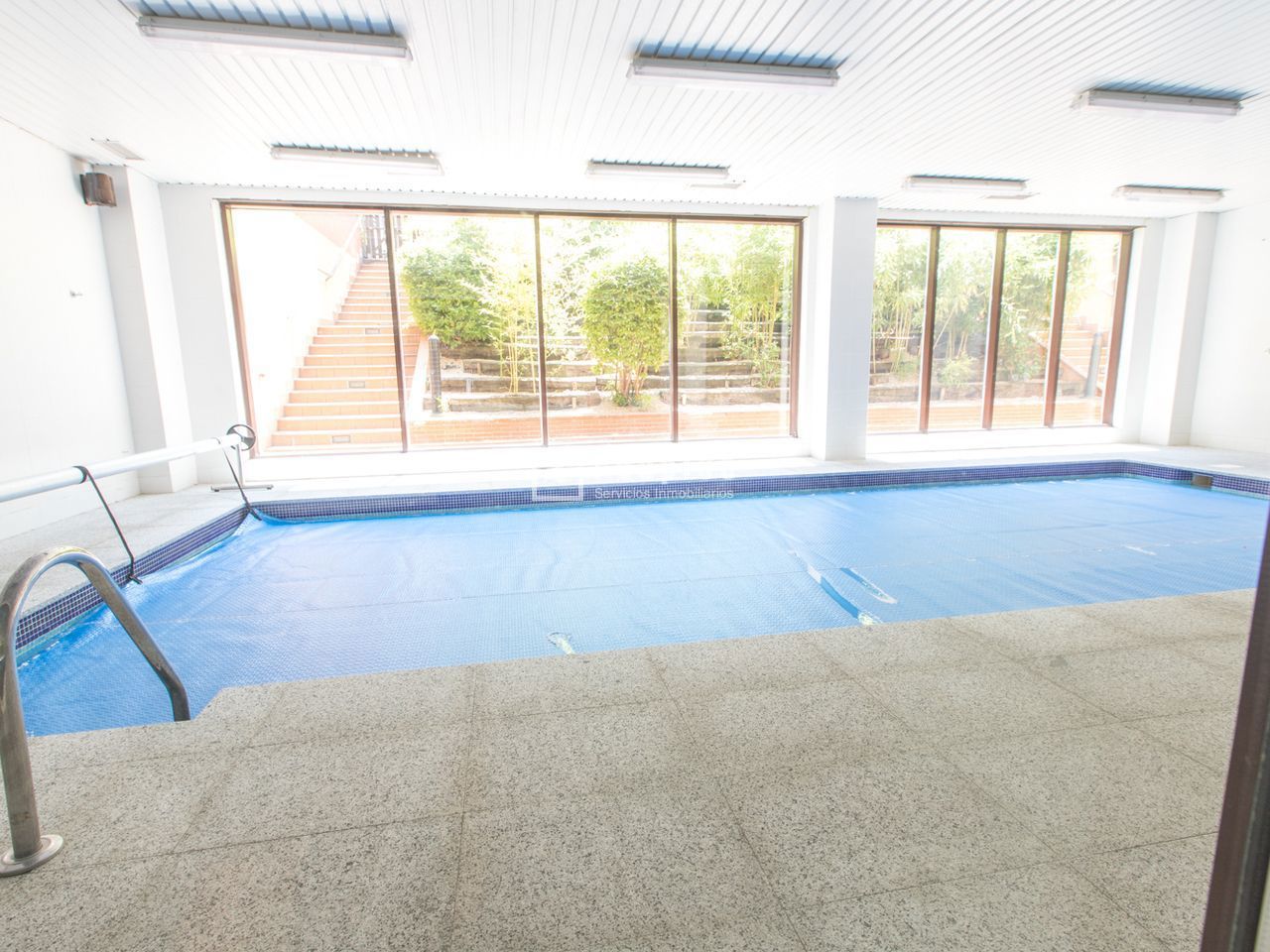 Piso en alquiler en  calle del Infante Diego, Madrid  32/41