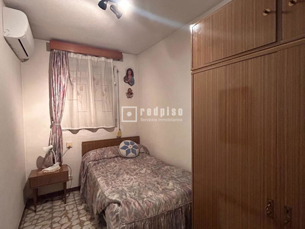 Piso en venta en calle De Carabelos, Madrid, Madrid 4/9