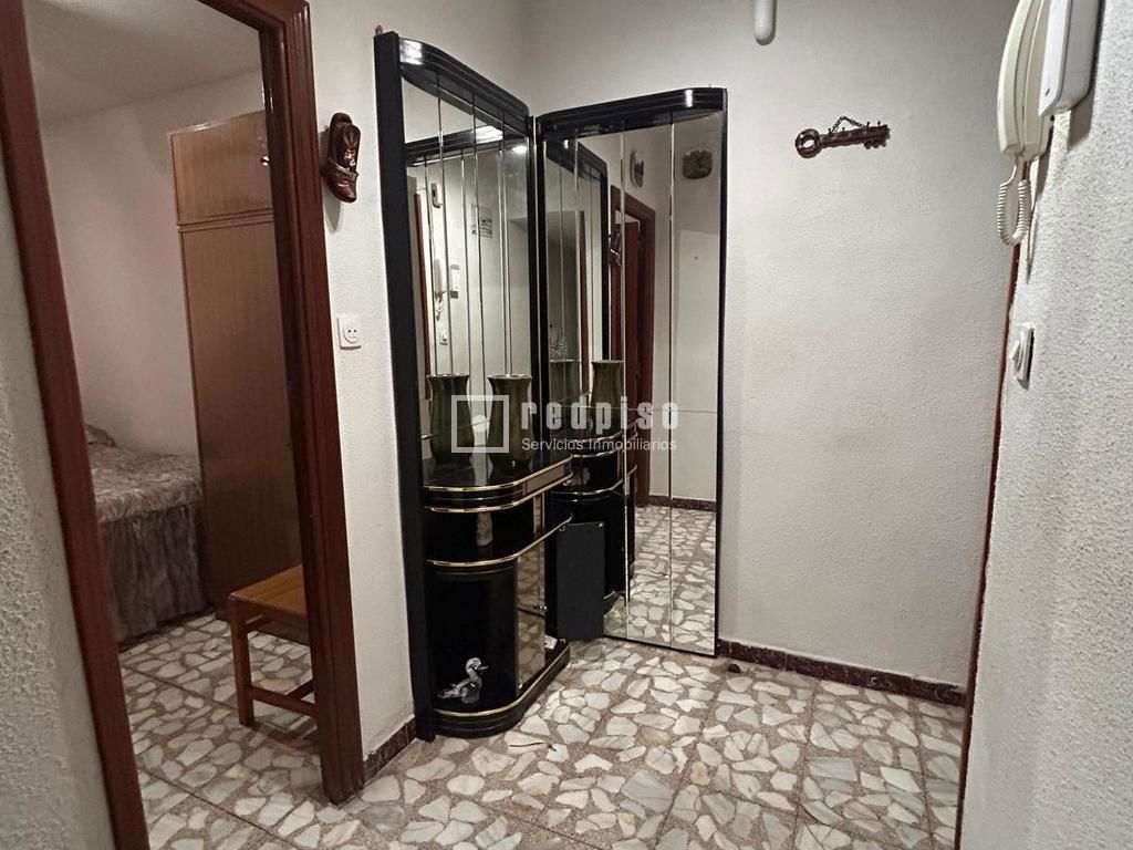 Piso en venta en calle De Carabelos, Madrid, Madrid 7/9