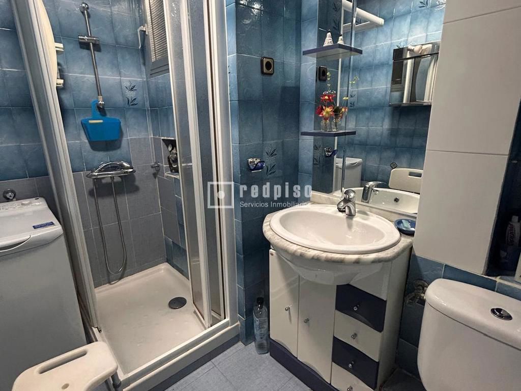 Piso en venta en calle De Carabelos, Madrid, Madrid 9/9