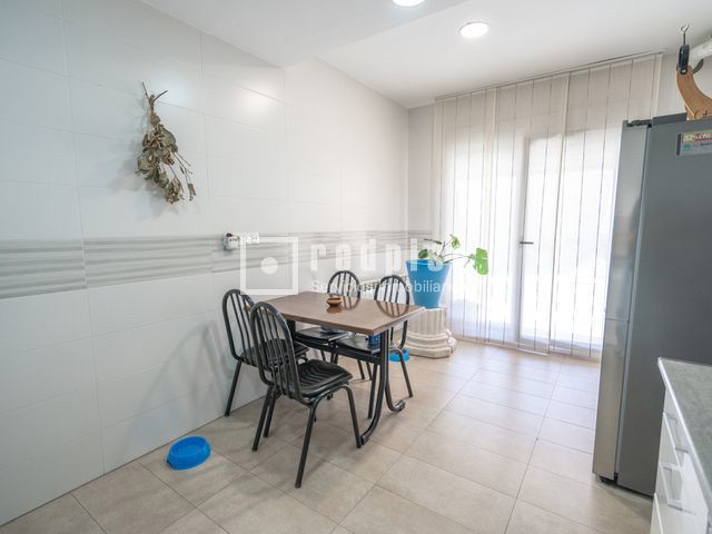 Casa en venta en calle De Laredo, Arroyomolinos, Madrid 19/44