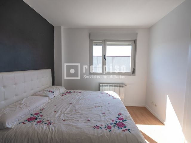 Casa en venta en calle De Laredo, Arroyomolinos, Madrid 36/44