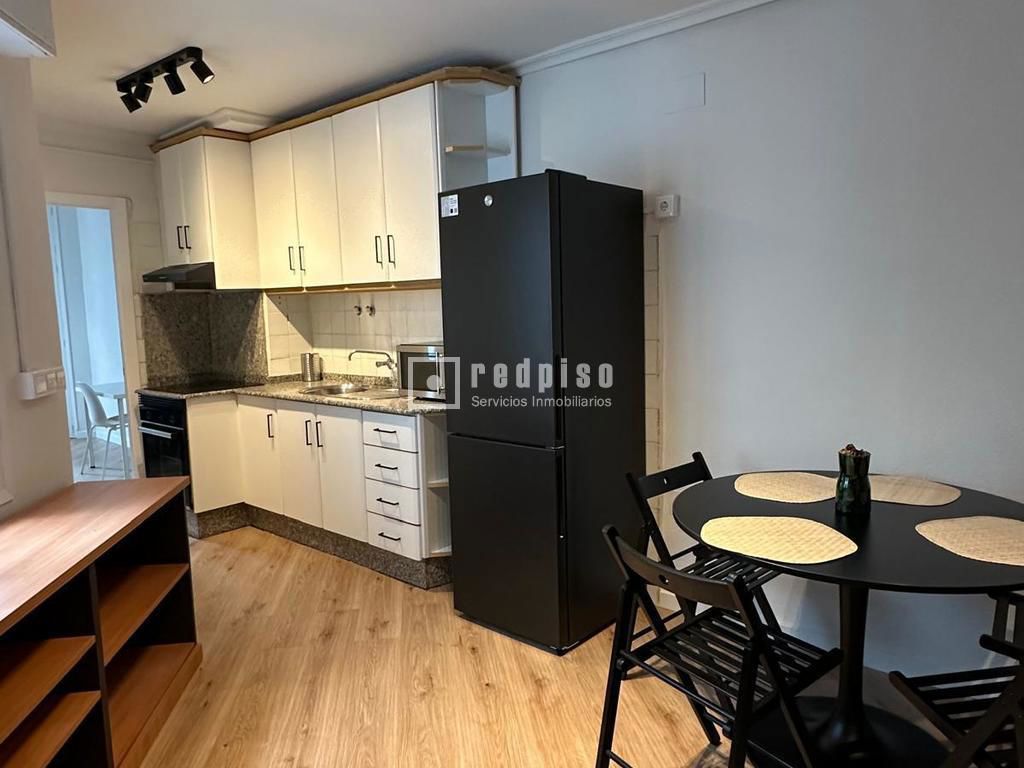 Piso en venta en  calle General Martín de la Carrera, Murcia  41/44