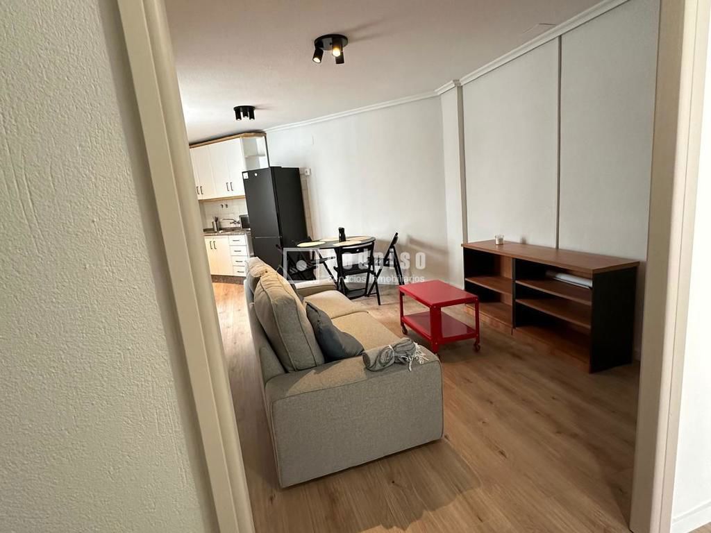 Piso en venta en  calle General Martín de la Carrera, Murcia  3/44