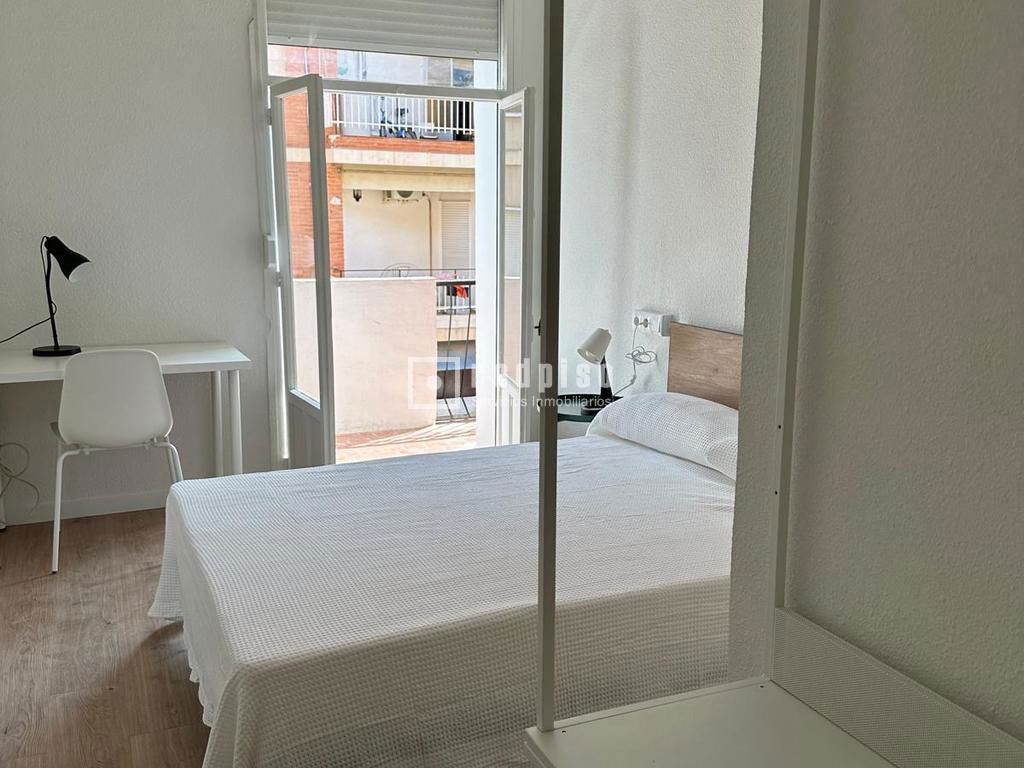 Piso en venta en  calle General Martín de la Carrera, Murcia  16/44