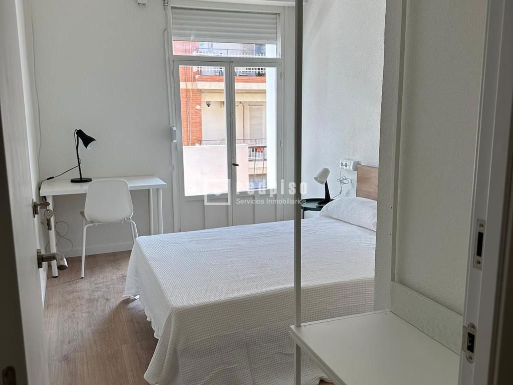 Piso en venta en  calle General Martín de la Carrera, Murcia  25/44