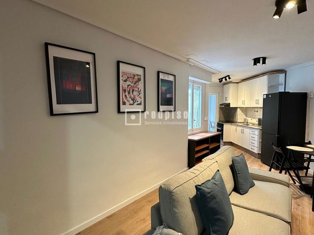 Piso en venta en  calle General Martín de la Carrera, Murcia  2/44