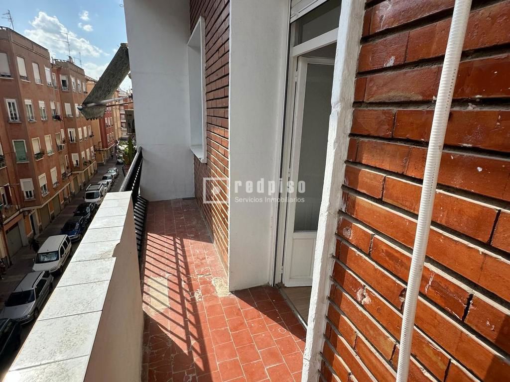 Piso en venta en  calle General Martín de la Carrera, Murcia  19/44