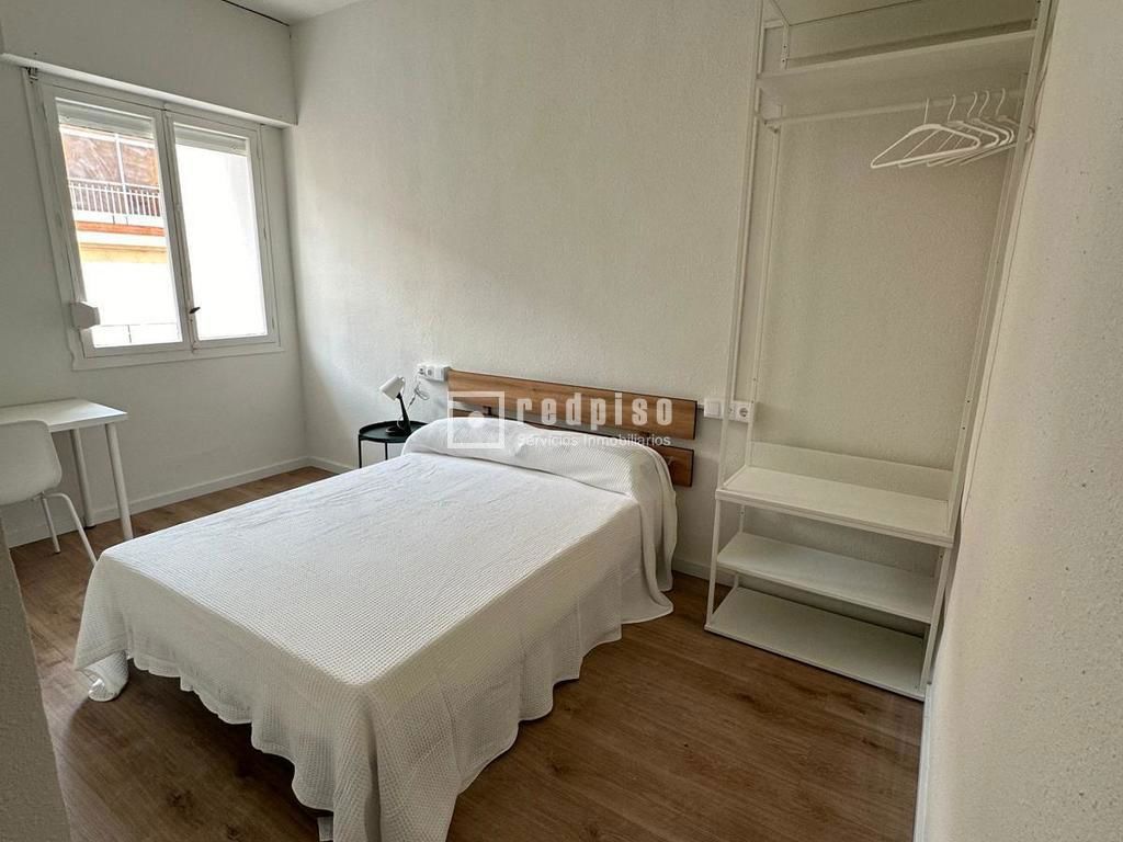 Piso en venta en  calle General Martín de la Carrera, Murcia  22/44