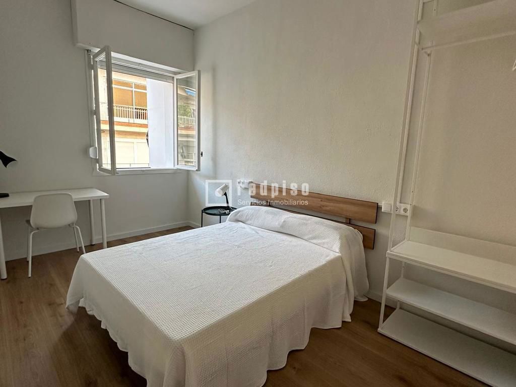 Piso en venta en  calle General Martín de la Carrera, Murcia  26/44