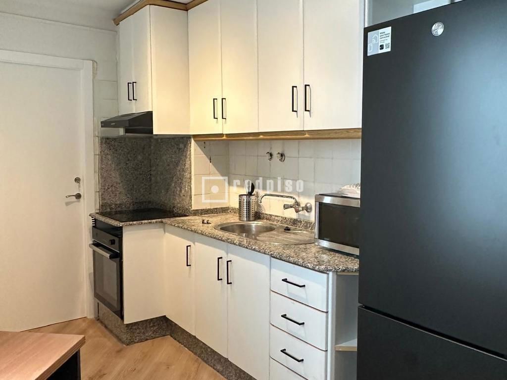 Piso en venta en  calle General Martín de la Carrera, Murcia  34/44