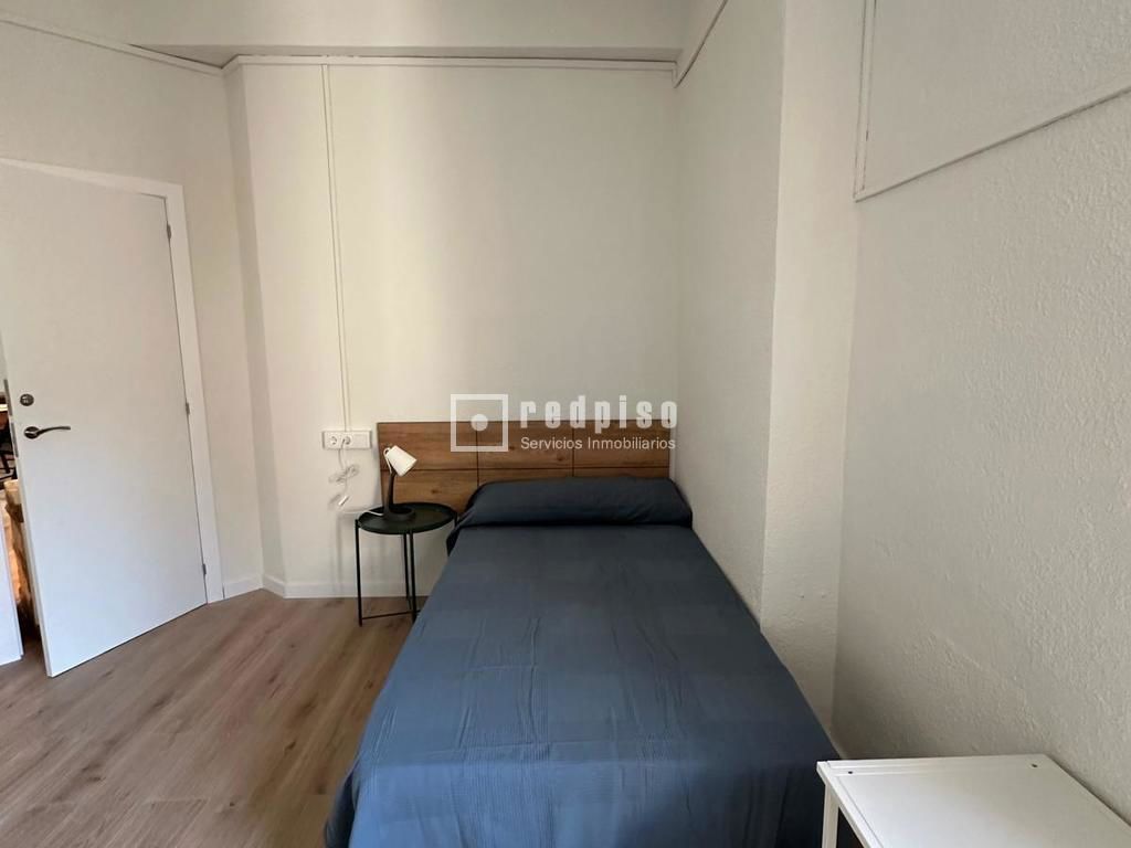 Piso en venta en  calle General Martín de la Carrera, Murcia  29/44
