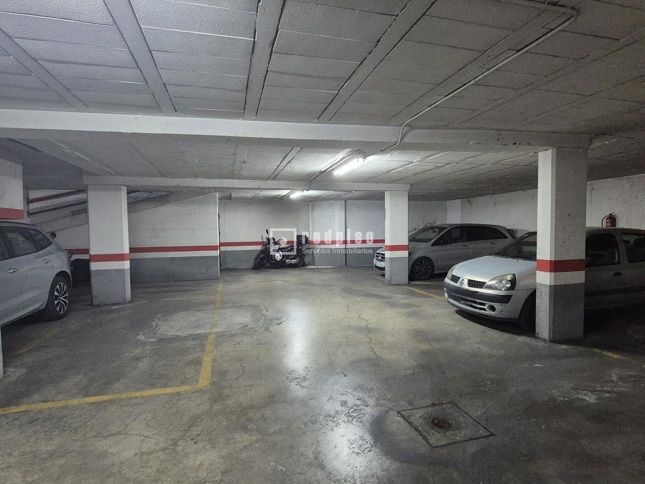 Parking en venta en calle De La Virgen Del Valle, Sevilla, Sevilla 4/8