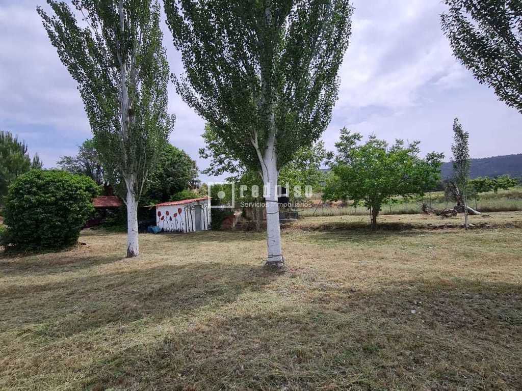 Casa en venta en  Sacedón, Guadalajara  33/34