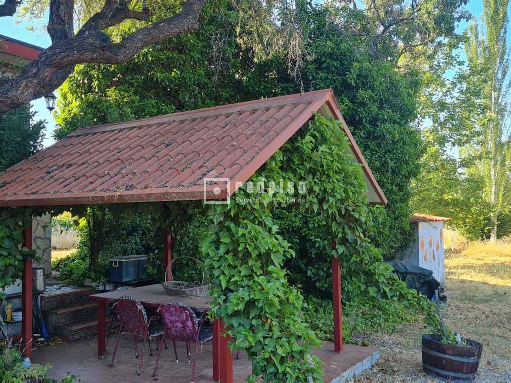 Casa en venta en  Sacedón, Guadalajara  1/1