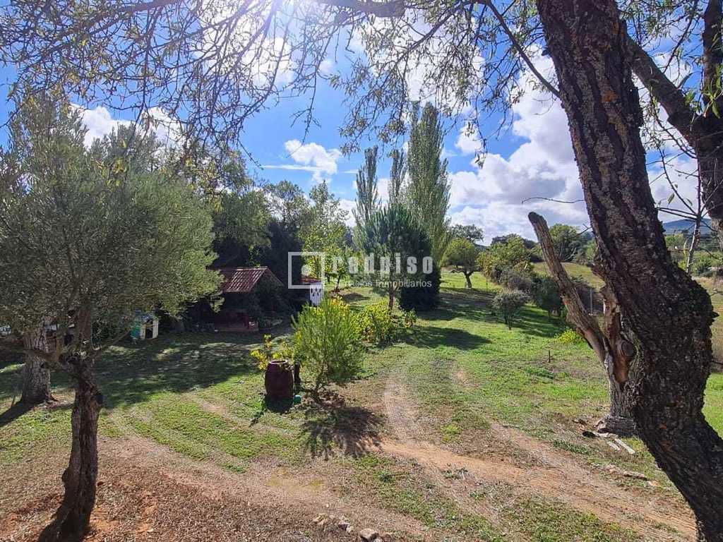 Casa en venta en  Sacedón, Guadalajara  32/34