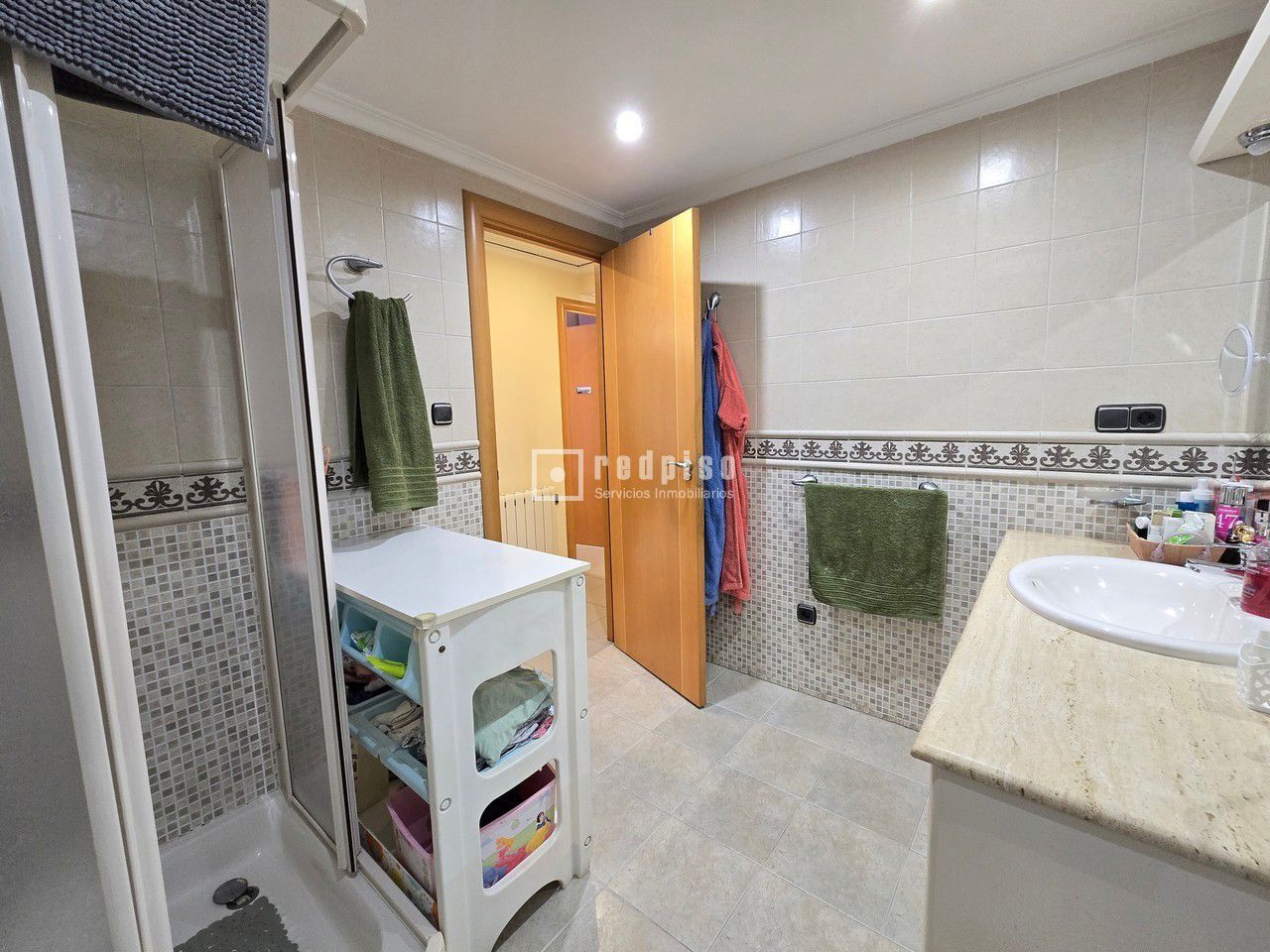 Piso en venta en  Xirivella, Valencia  10/25