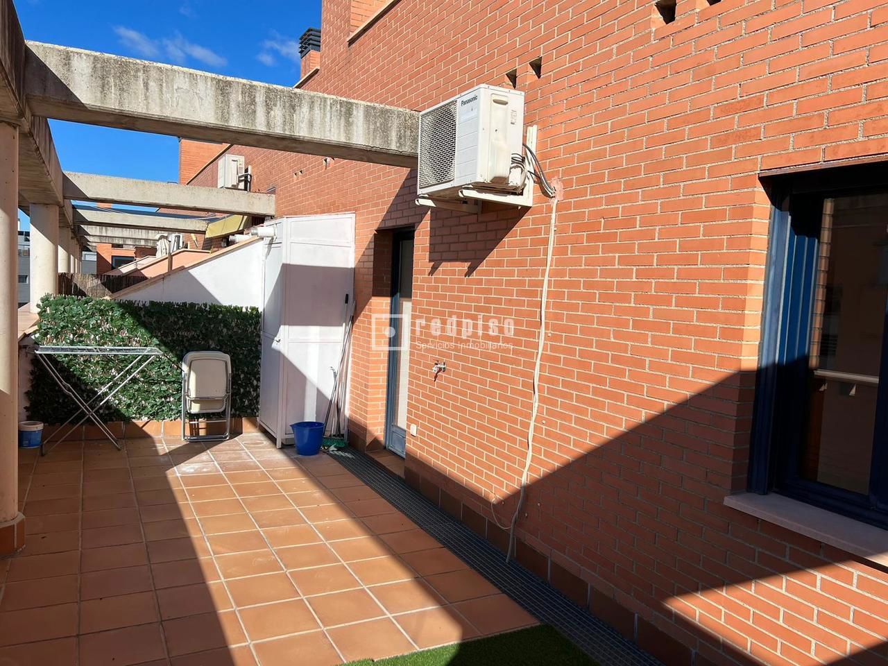 Piso en alquiler en  calle de Vicente Blasco Ibáñez, Madrid  2/26