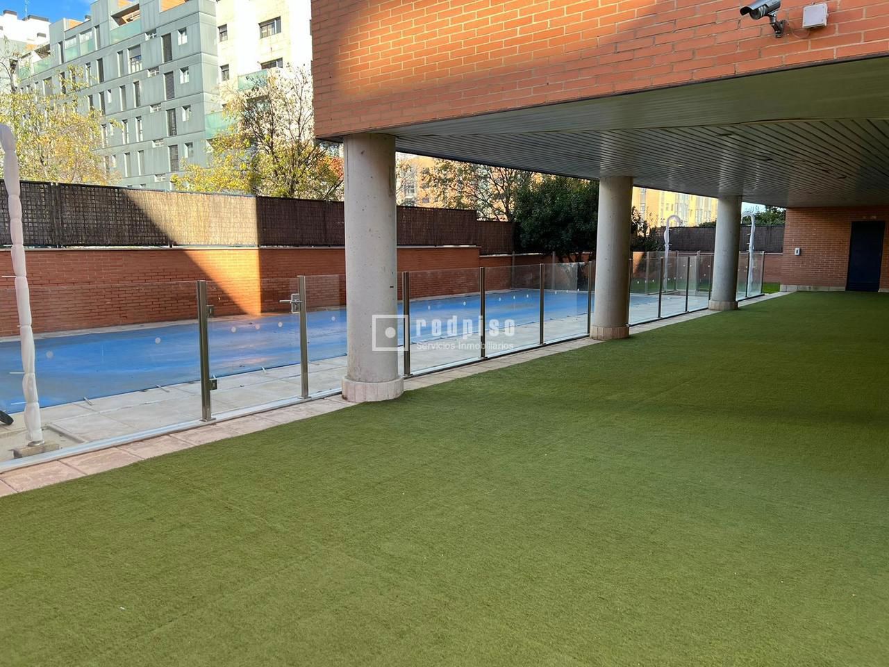 Piso en alquiler en  calle de Vicente Blasco Ibáñez, Madrid  22/26