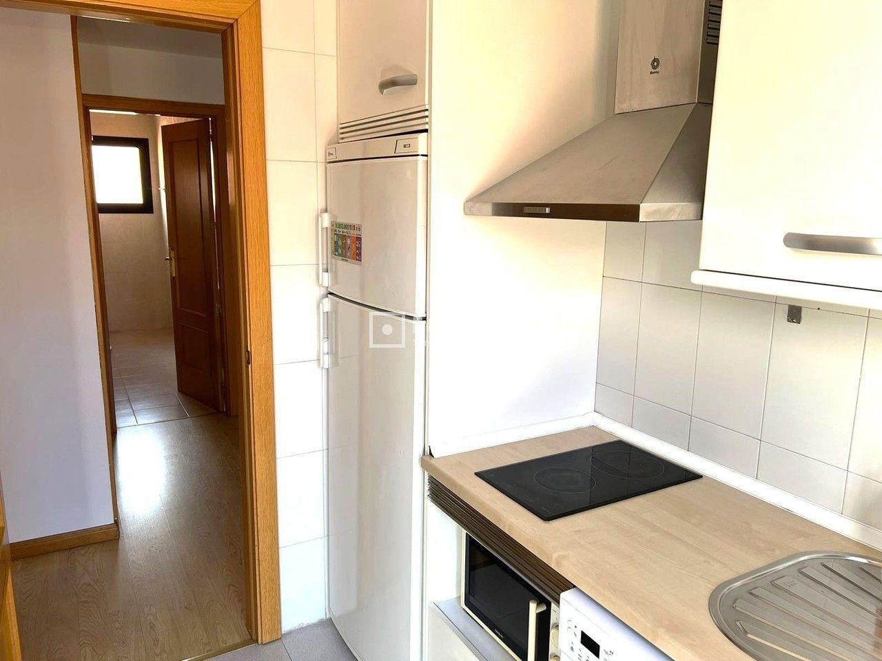 Piso en alquiler en  calle de Vicente Blasco Ibáñez, Madrid  10/26