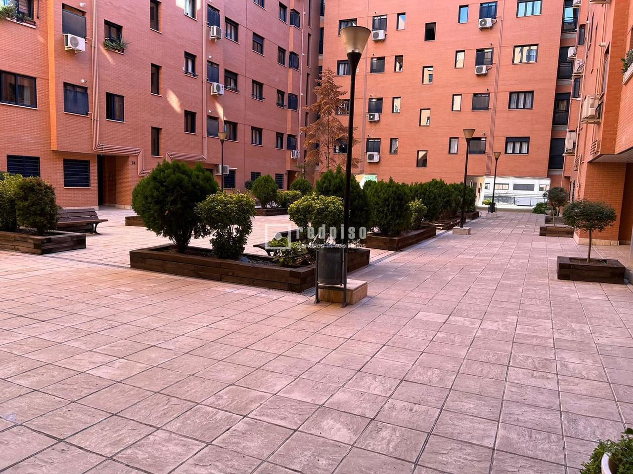 Piso en alquiler en  calle de Vicente Blasco Ibáñez, Madrid  26/26