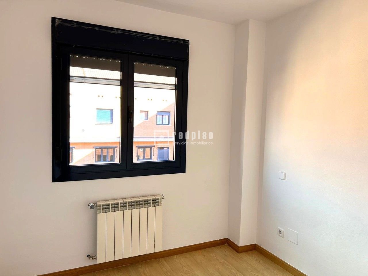 Piso en alquiler en  calle de Vicente Blasco Ibáñez, Madrid  15/26