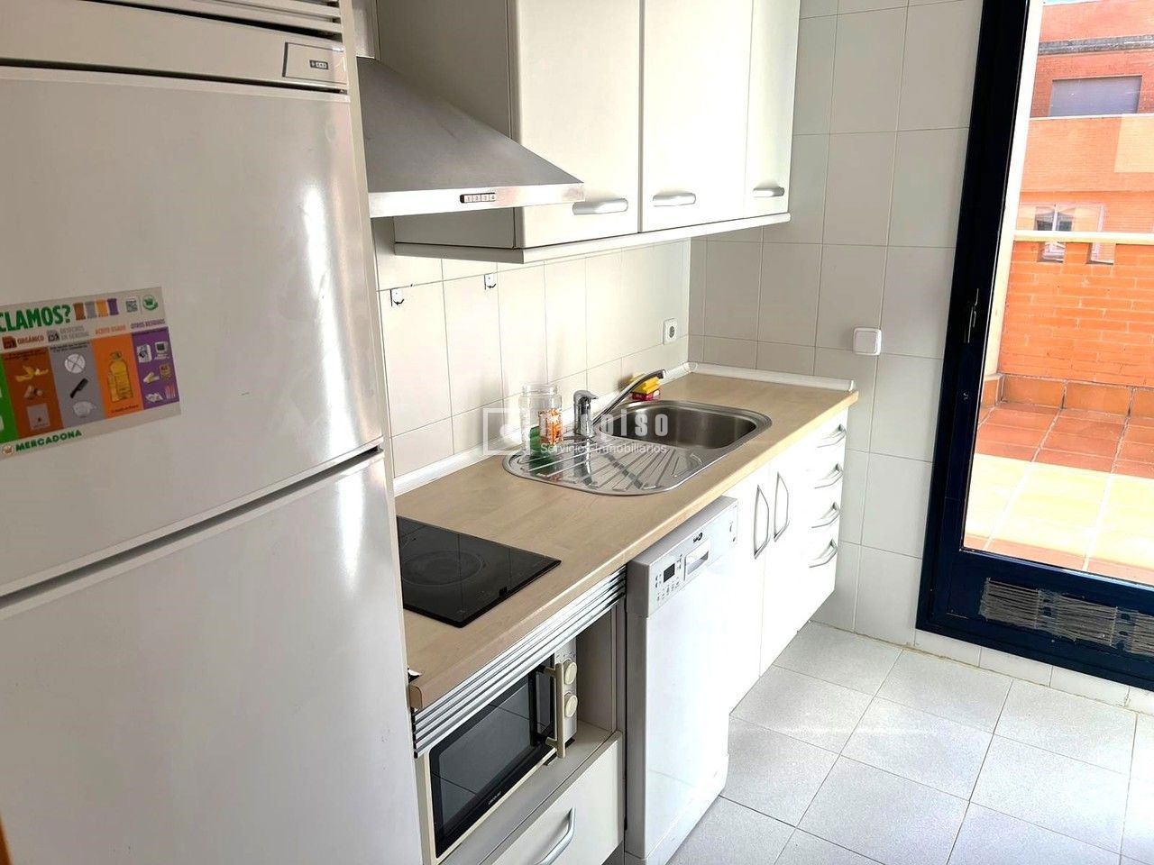 Piso en alquiler en  calle de Vicente Blasco Ibáñez, Madrid  9/26