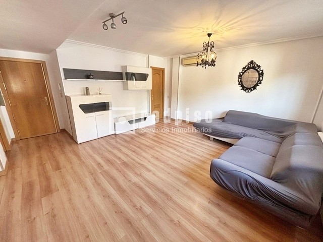 Piso en venta en  calle Mayor, Tórtola de Henares, Guadalajara  1/1