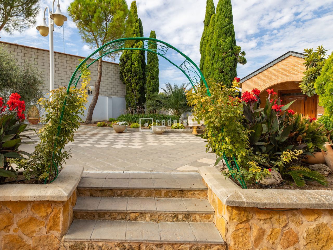 Casa en venta en  Madridejos, Toledo  8/114