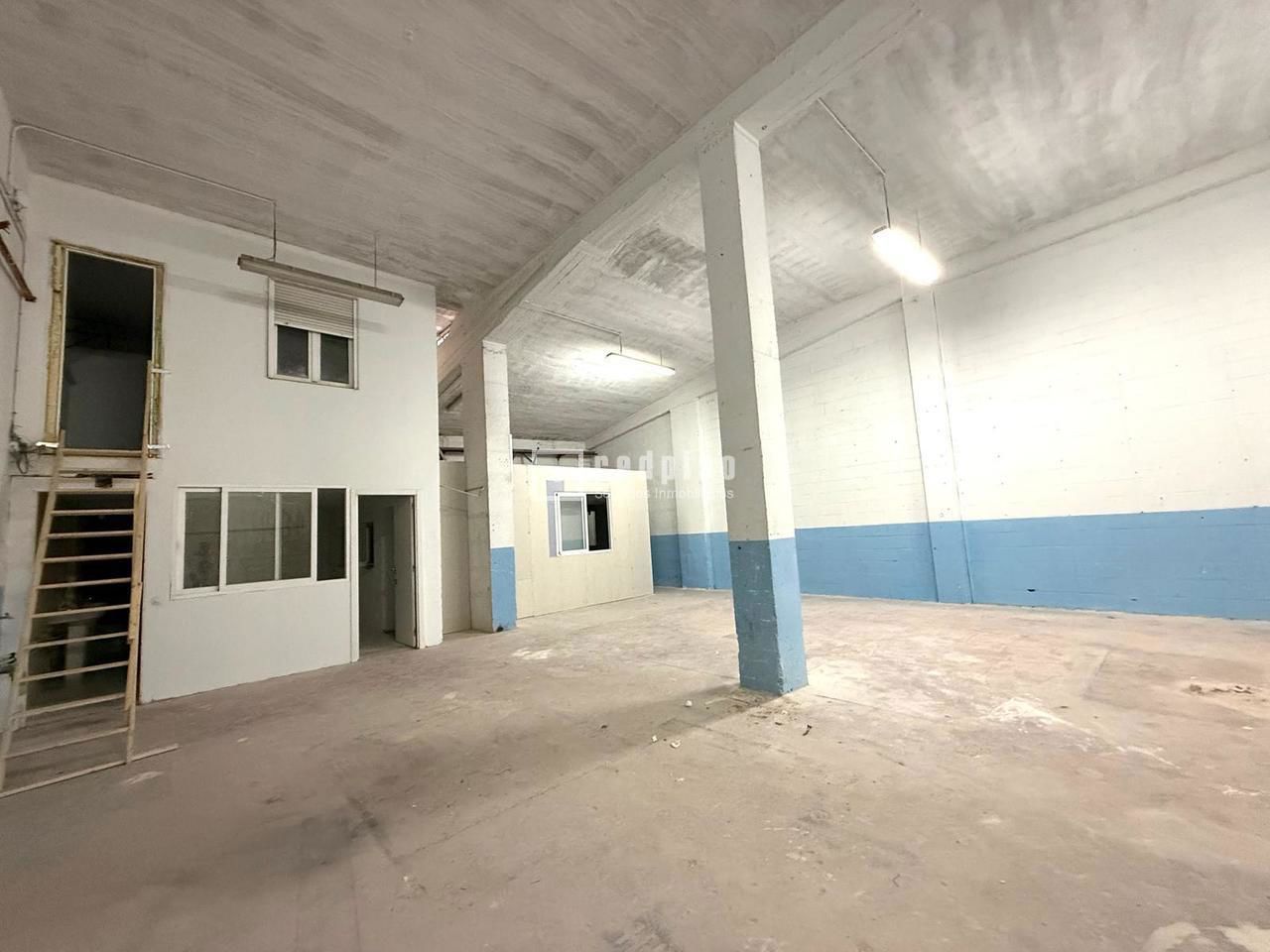 Nave Industrial en venta en calle De Luis I, Puente De Vallecas, Madrid 4/38
